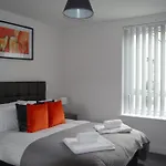 Nightingale House, Kennet Island Serviced Apartment By Ferndale