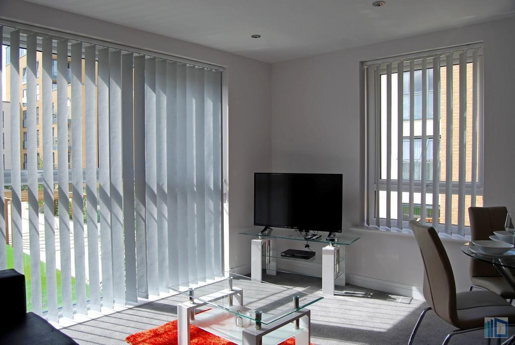 Nightingale House, Kennet Island Serviced By Ferndale * Reading